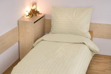 Prodloužené povlečení Atlas gradl 140x220, 70x90cm Světle žlutý, Výběr zapínání: zipový uzávěr Prodloužené povlečení Atlas gradl 140x220, 70x90cm Světle žlutý, Výběr zapínání: zipový uzávěr