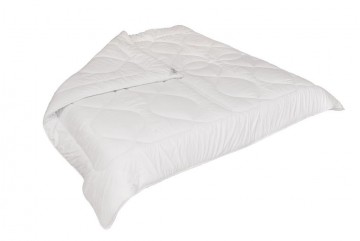 Přikrývka Luxus plus 220x200cm celoroční 1320g (300g/m2) Přikrývka Luxus plus 220x200cm celoroční 1320g (300g/m2)