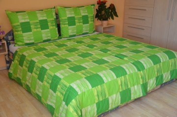 Prodloužené povlečení krep 140x220, 70x90cm Domino zelené, Výběr zapínání: - zipový uzávěr Prodloužené povlečení krep 140x220, 70x90cm Domino zelené, Výběr zapínání: - zipový uzávěr